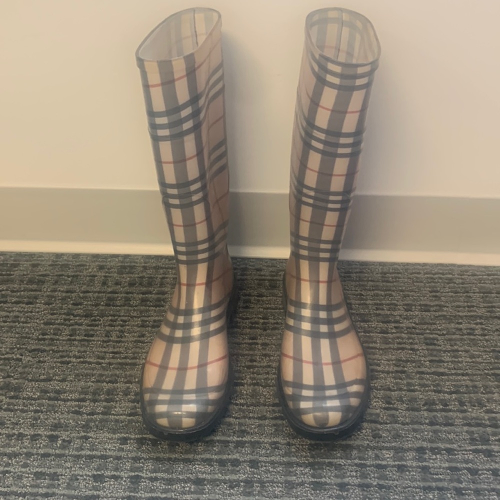 Burberry rain boots